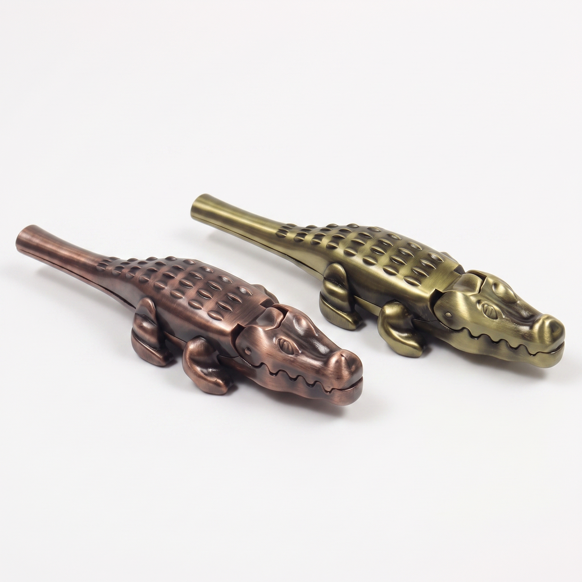 ComfortCornerUs™ SnapBite Crocodile Pocket Alloy Tool